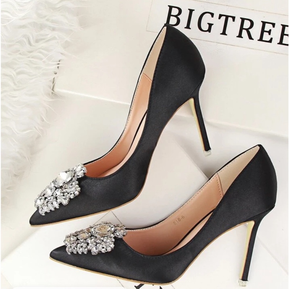 Rhinestone Decor Satin Stiletto Court Heels - Picture 3 of 4